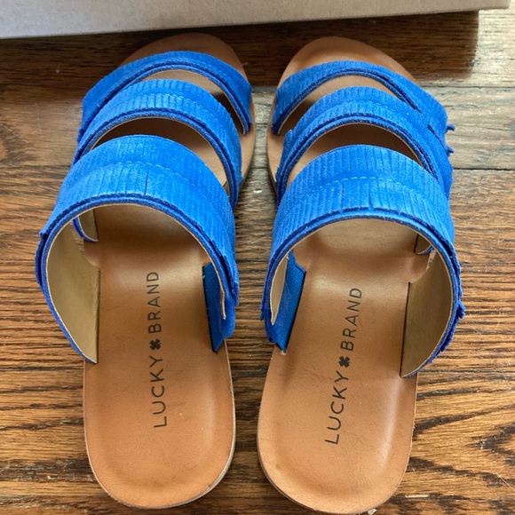 Lucky Brand Women’s Hegen Sandal - Picture 4 of 11